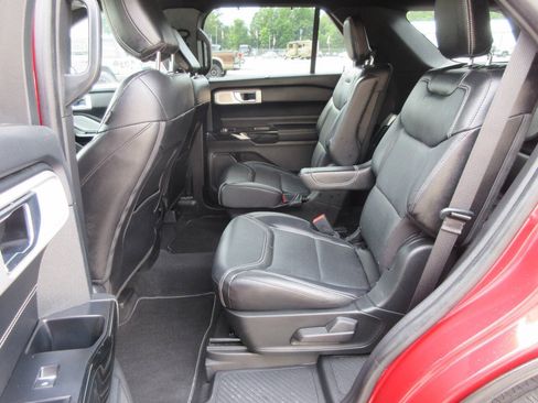 Used 2022 Ford Explorer ST w/ Equipment Group 401A AWD/4WD image 14