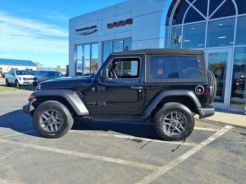 Used 2024 Jeep Wrangler Sport S image 2