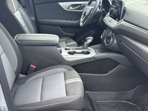 New 2025 Chevrolet Blazer LT w/ Convenience Package image 15