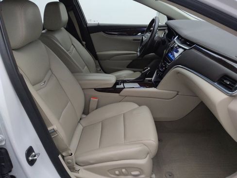 Used 2016 Cadillac XTS Luxury w/ Driver Awareness Package image 21