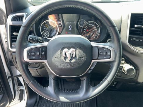 Used 2022 RAM 1500 AWD/4WD image 16
