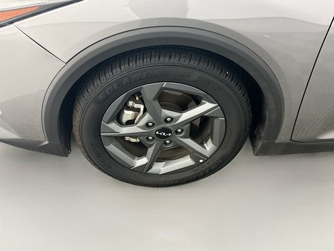 Used 2025 Kia K4 FWD image 11