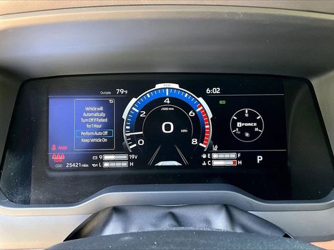 Used 2022 Toyota Tundra 1794 Edition image 12