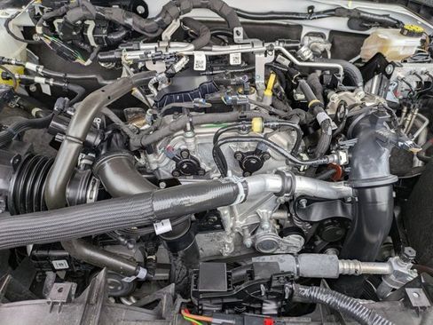 Used 2025 Ford Bronco Big Bend image 30