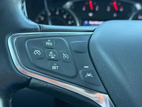 Used 2019 Chevrolet Equinox LT w/ Driver Convenience Package AWD/4WD image 27