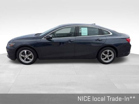 Used 2016 Chevrolet Malibu LT FWD image 9
