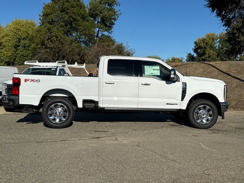 New 2026 Ford F250 Lariat w/ Chrome Package image 2