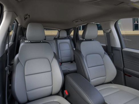 Used 2024 Ford Escape SE FWD image 19