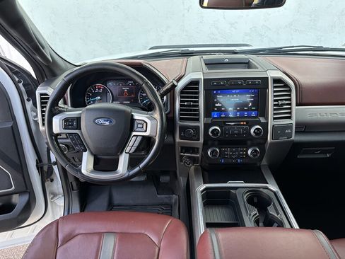 Used 2020 Ford F350 Platinum image 24