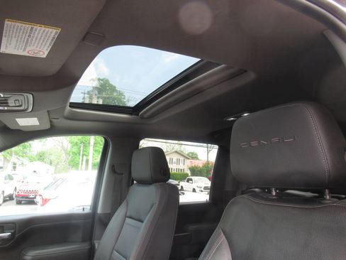 Used 2020 GMC Sierra 2500 Denali AWD/4WD image 25
