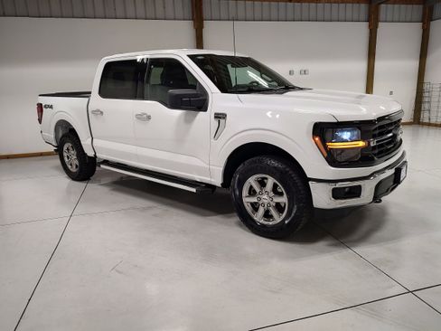 Used 2025 Ford F150 XLT w/ Equipment Group 301A Standard AWD/4WD image 2