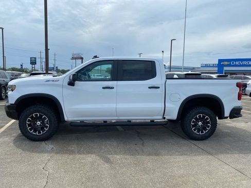 New 2026 Chevrolet Silverado 1500 ZR2 AWD/4WD image 3