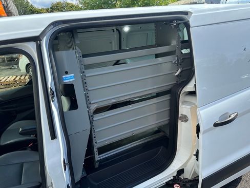 Used 2018 Ford Transit Connect XL image 15