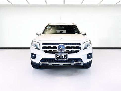 Used 2021 Mercedes-Benz GLB 250 image 2