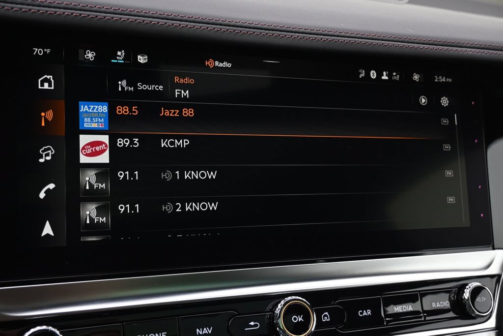 Used 2025 Bentley Flying Spur Plug-In Hybrid AWD/4WD image 29