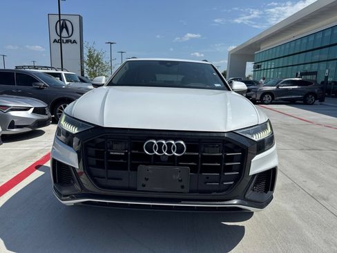 Used 2019 Audi Q8 Prestige w/ Adaptive Chassis Package AWD/4WD image 2