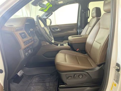 Used 2024 Chevrolet Suburban High Country w/ Max Trailering Package image 24