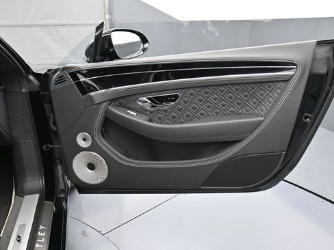 Certified 2023 Bentley Continental GT V8 image 25