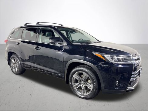 Used 2019 Toyota Highlander Limited image 4