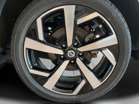 Used 2021 Nissan Rogue Sport SL w/ Premium Package FWD image 39