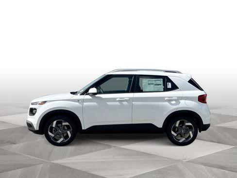 New 2026 Hyundai Venue SEL FWD image 5