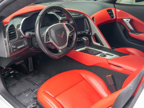 Used 2019 Chevrolet Corvette ZR1 RWD image 12