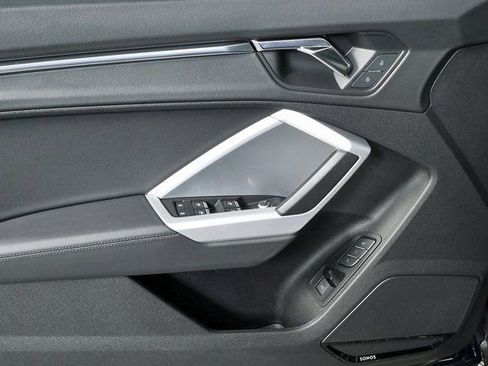 Used 2023 Audi Q3 2.0T Premium Plus w/ Premium Plus Package image 6