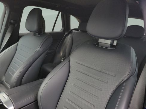 Certified 2026 Mercedes-Benz GLC 300 4MATIC image 18