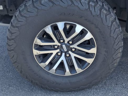 Used 2019 Ford F150 Raptor AWD/4WD image 12