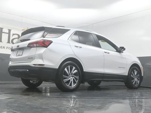 Used 2024 Chevrolet Equinox Premier FWD image 32