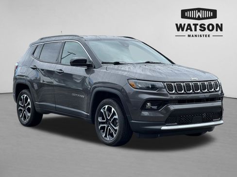 Used 2023 Jeep Compass Limited AWD/4WD image 1
