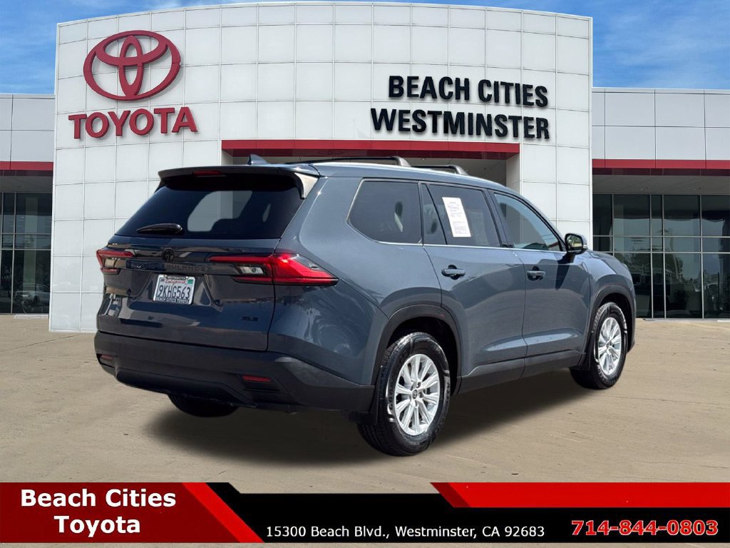 Certified 2024 Toyota Grand Highlander FWD image 12