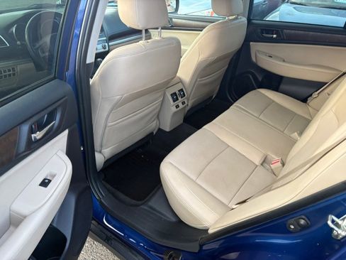 Used 2015 Subaru Outback 2.5i Limited image 6