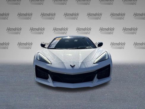 Used 2023 Chevrolet Corvette Z06 image 3
