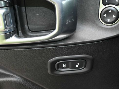 Used 2026 Jeep Gladiator Rubicon AWD/4WD image 11