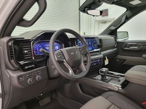 New 2026 Chevrolet Silverado 1500 ZR2 image 38