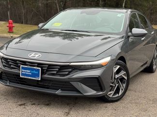 Used 2024 Hyundai Elantra SEL w/ Convenience Package video 1