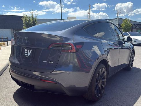 Used 2023 Tesla Model Y Long Range AWD/4WD image 8