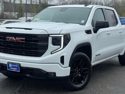 Used 2022 GMC Sierra 1500 Elevation