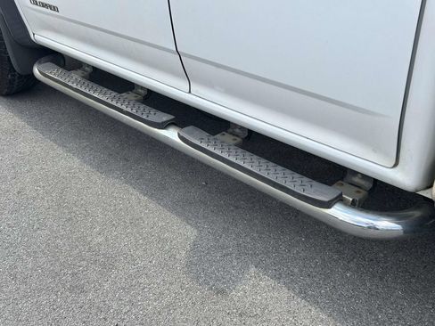 Used 2005 Chevrolet Colorado LS RWD image 14