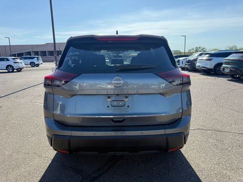 Certified 2024 Nissan Rogue S FWD image 6