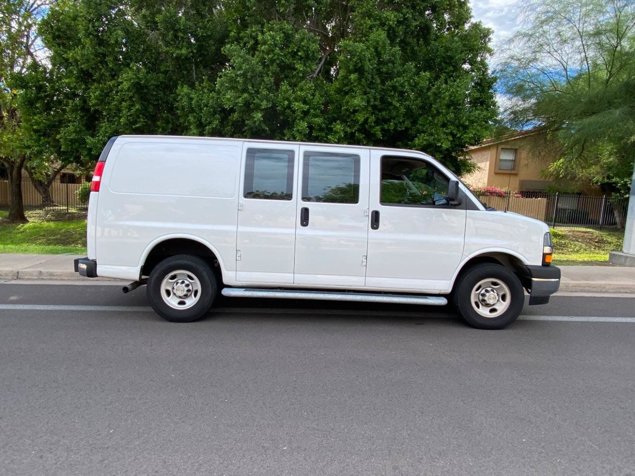 Used 2024 Chevrolet Express 2500 w/ Driver Convenience Package RWD image 6