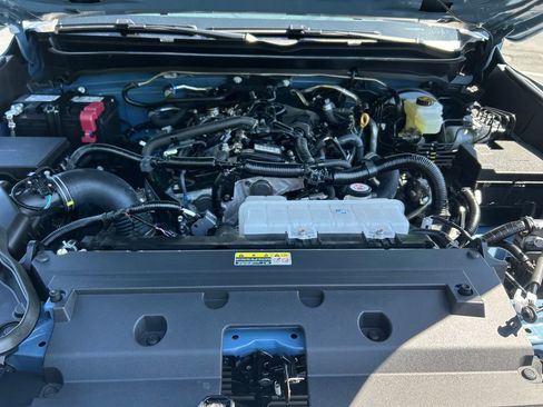 Certified 2026 Toyota Tacoma SR5 AWD/4WD image 27