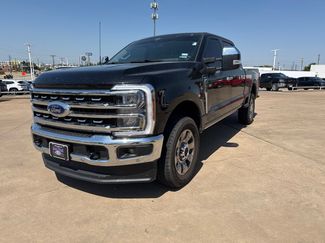 Used 2025 Ford F250 Lariat w/ Lariat Ultimate Package AWD/4WD video 3