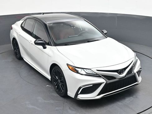 Used 2023 Toyota Camry XSE FWD image 20