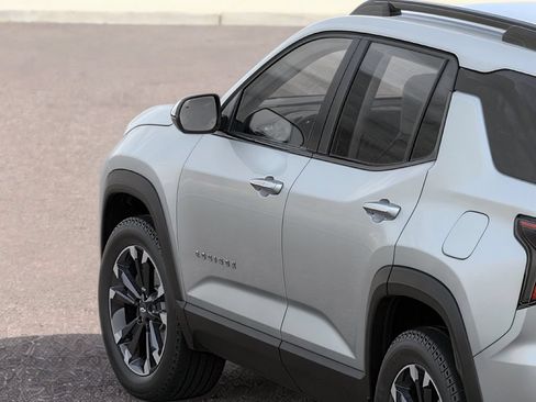 New 2026 Chevrolet Equinox RS FWD image 2