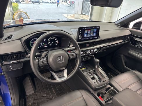 Used 2025 Honda CR-V Sport Touring image 17