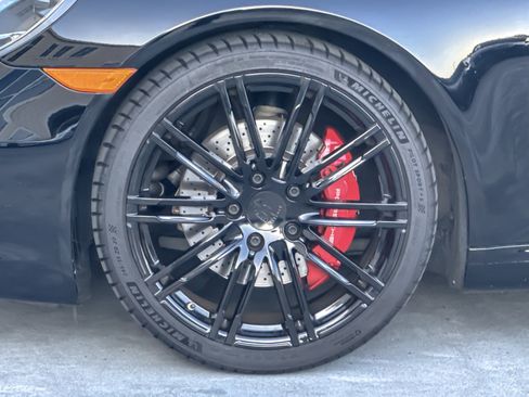 Used 2015 Porsche 911 Carrera S image 26