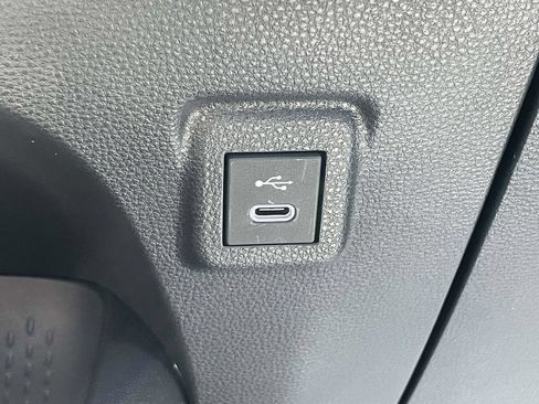 Used 2026 Toyota Corolla SE FWD image 31
