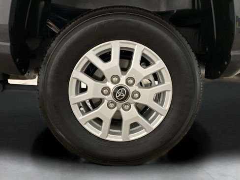 Used 2025 Toyota Tacoma SR5 image 24